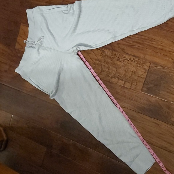 Lululemon Waffle Knit Joggers - Picture 5 of 5